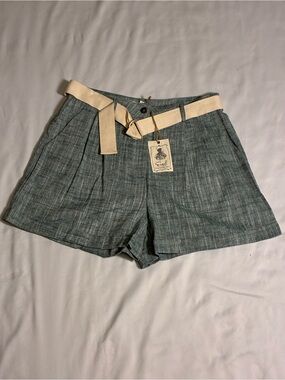easel Heather Teal Linen-Blend Women’s Shorts with Cream Belt